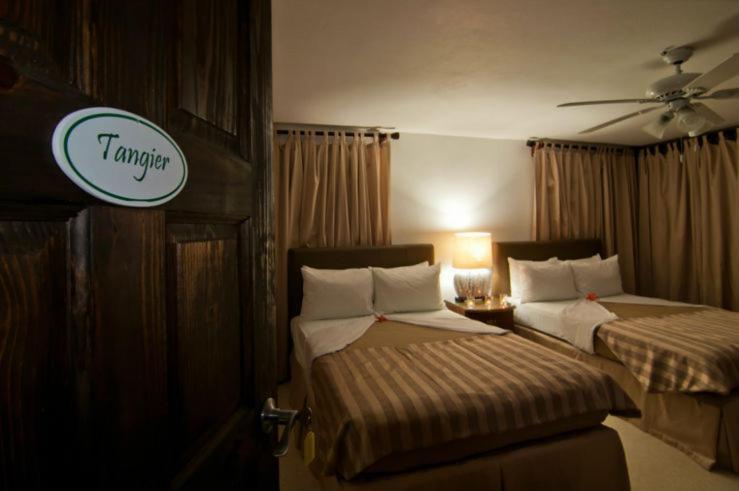 Mynt Retreat Bed & Breakfast Montego Bay Exterior photo