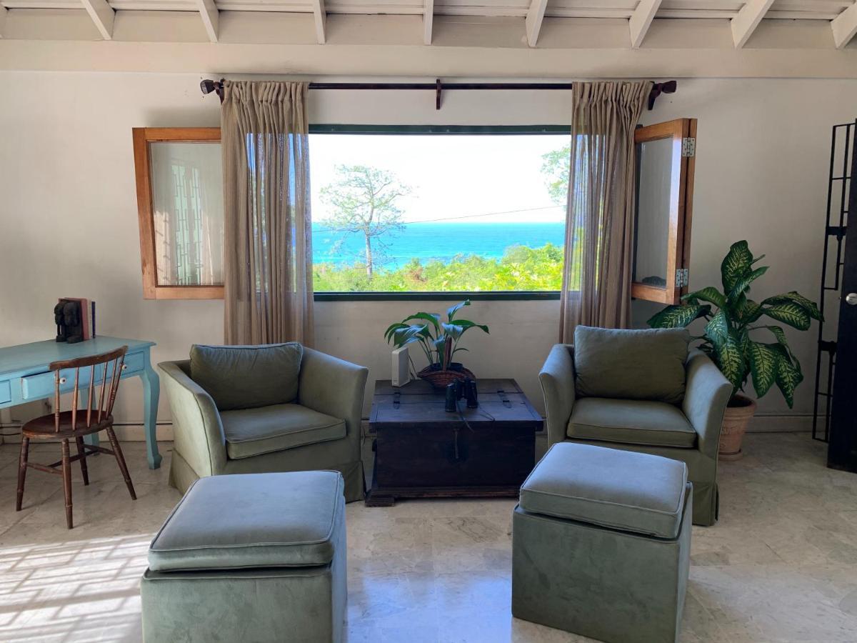 Mynt Retreat Bed & Breakfast Montego Bay Exterior photo